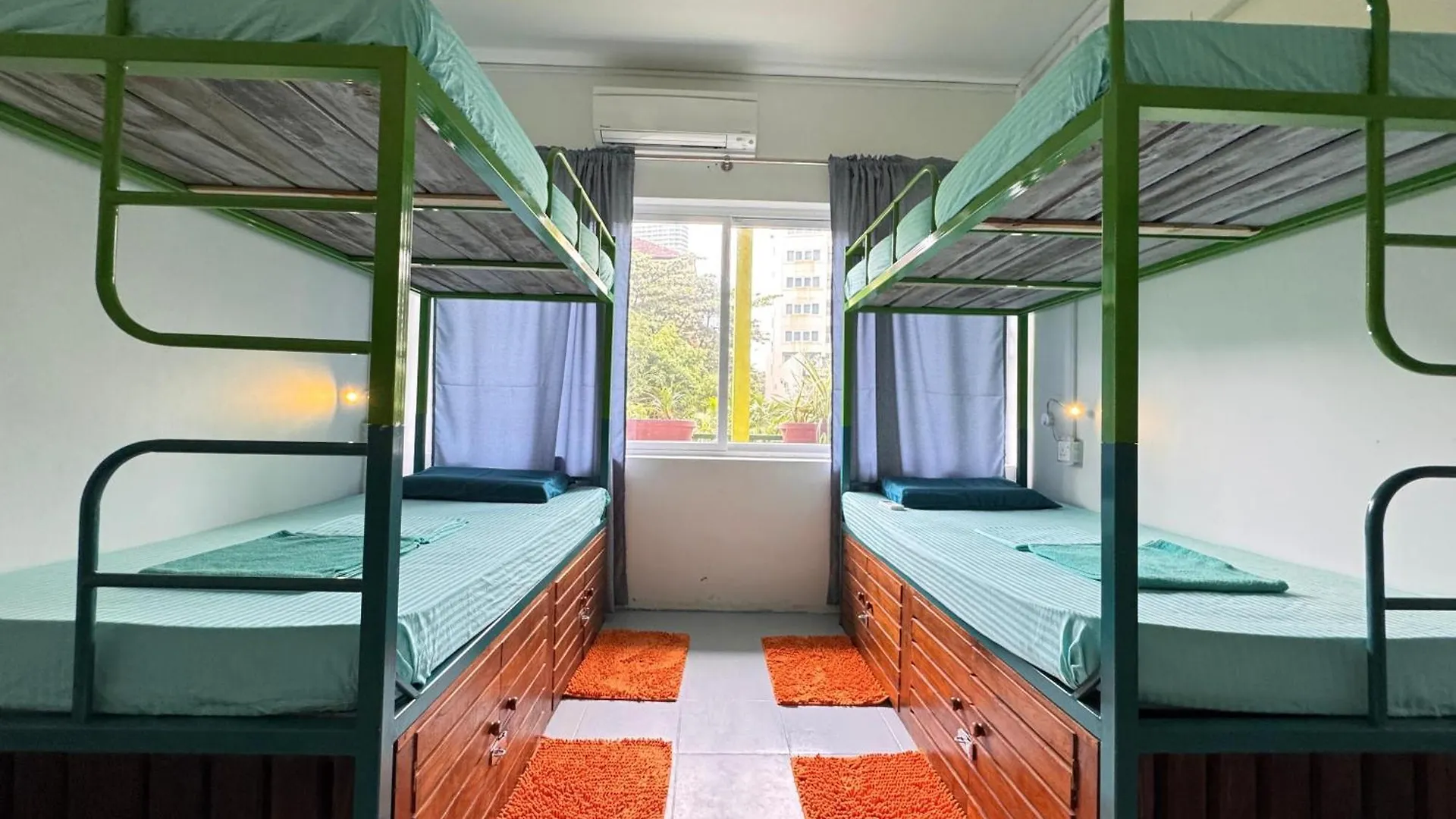 Hostel Republic At Galle Face Colombo